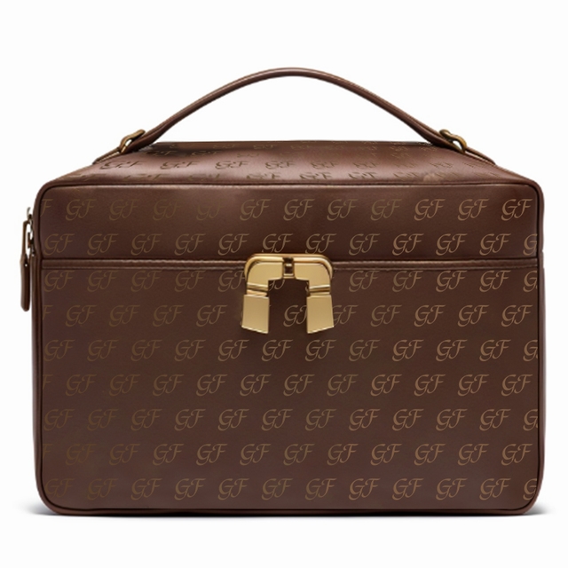 Discover Elegance with Our Exquisite Bag Factory Vanity Case