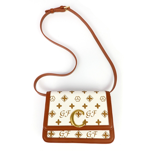 Chic Crossbody Bag: Elevate Style with Timeless Elegance & Modern Sophistication